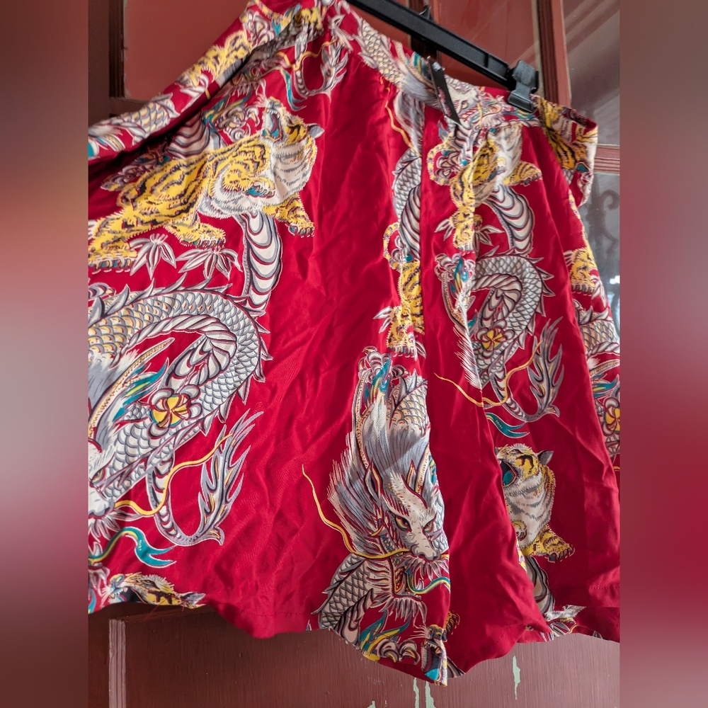 Trashy Diva high waisted shorts 'Dragons and Tigers' print - Picture 4 of 14